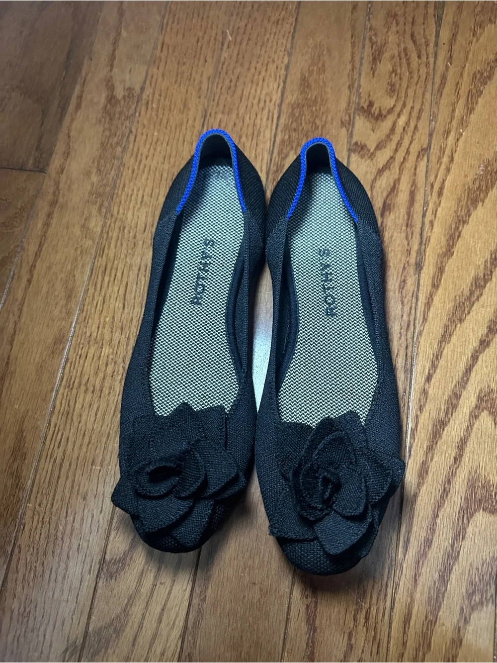Rothy's Petal Square Black Flats - W8